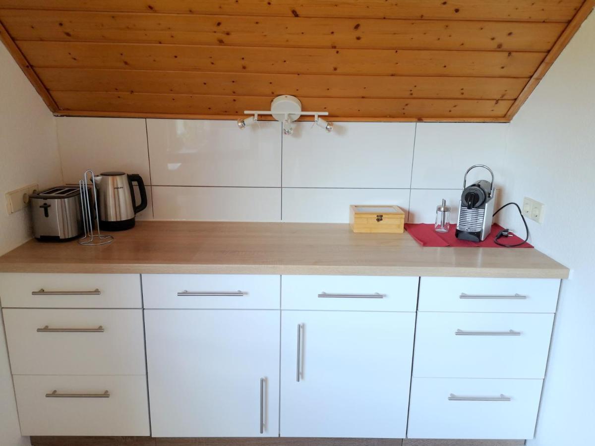 Family-Apartment Mit Balkon, Kueche, Parkplatz & Waschmaschine Оффенбург Экстерьер фото